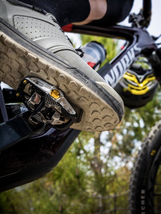 x-track-en-rage-enduro-rider